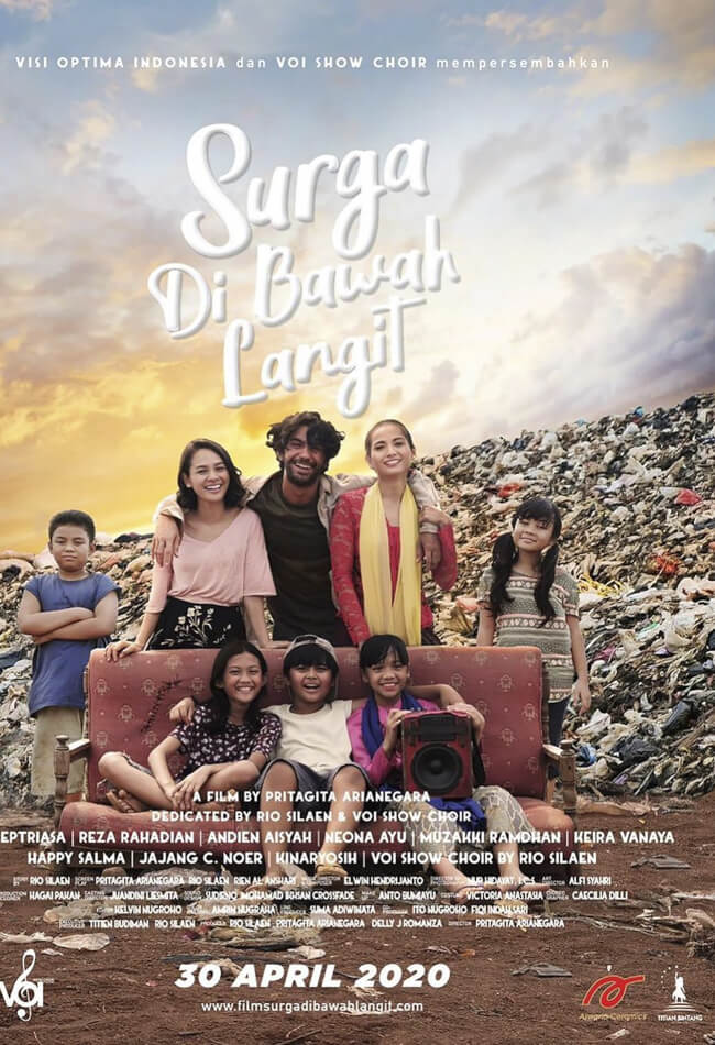 Surga di bawah langit Movie Poster