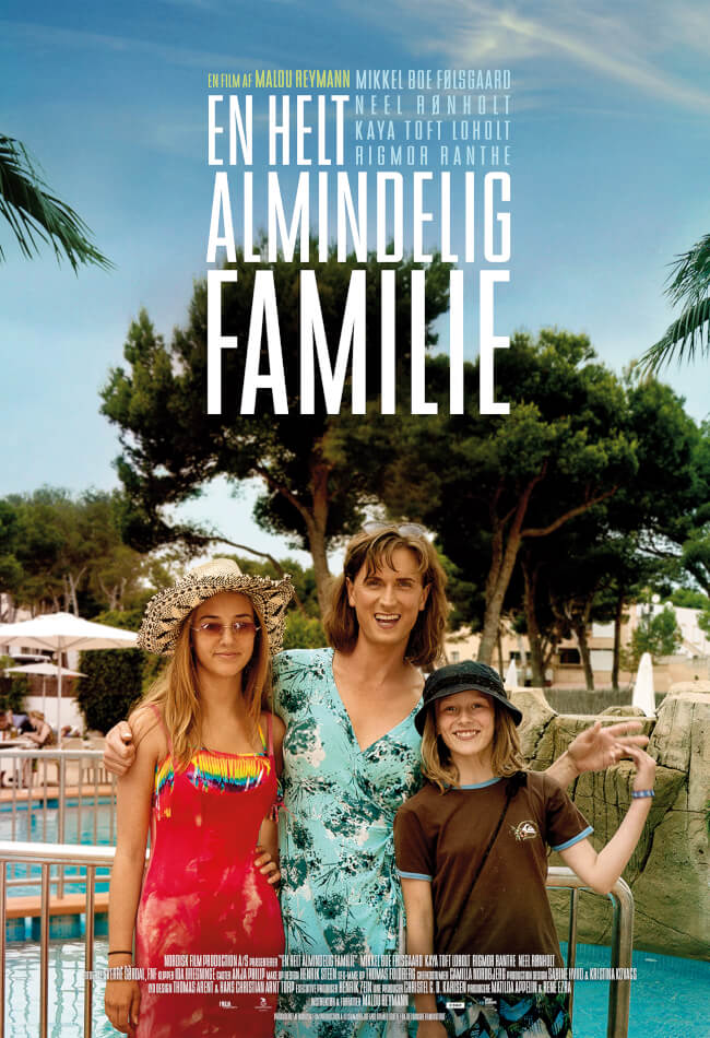 A PERFECTLY NORMAL FAMILY (En helt almindelig familie) Movie Poster